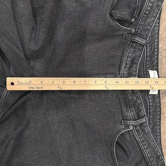 Abercrombie & Fitch Women's Curve Love High Rise Skinny Vent Hem Jean Size 32 - Picture 8 of 11